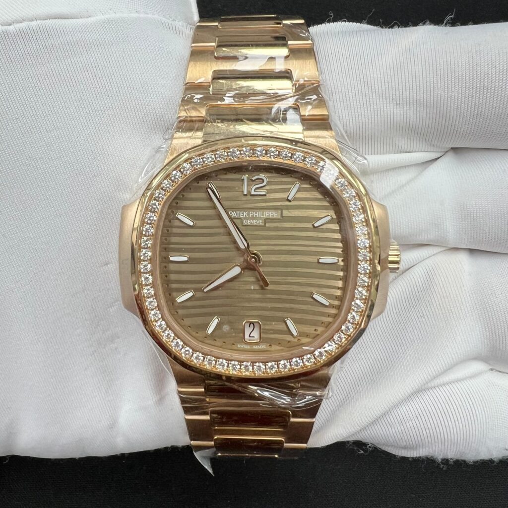 PATEK PHILIPPE NAUTILUS 7118/1200R