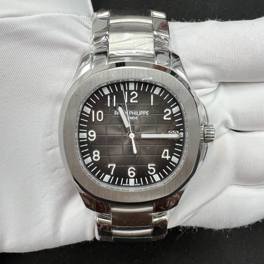 PATEK PHILIPPE AQUANAUT 5167/1A