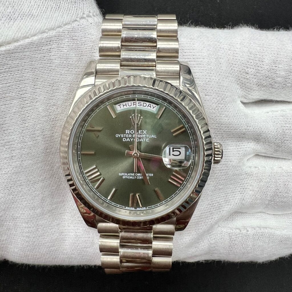 ROLEX DAY-DATE 228239