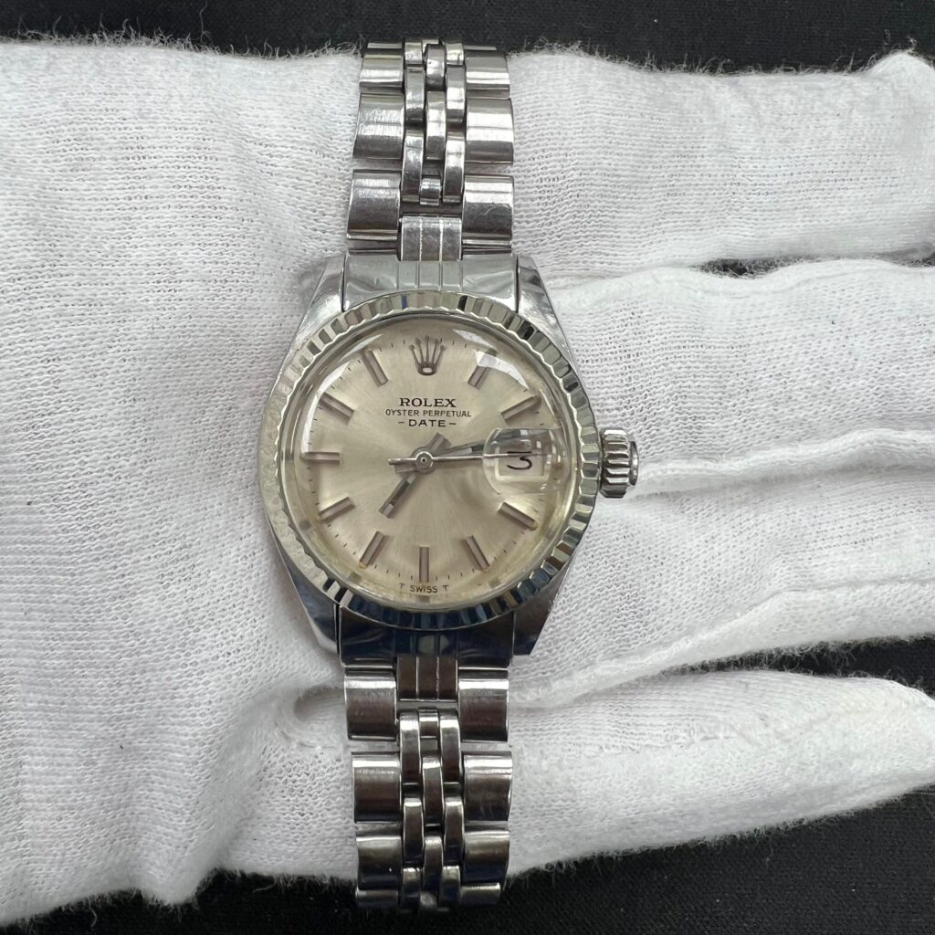 ROLEX OYSTER PERPETUAL DATE 1002