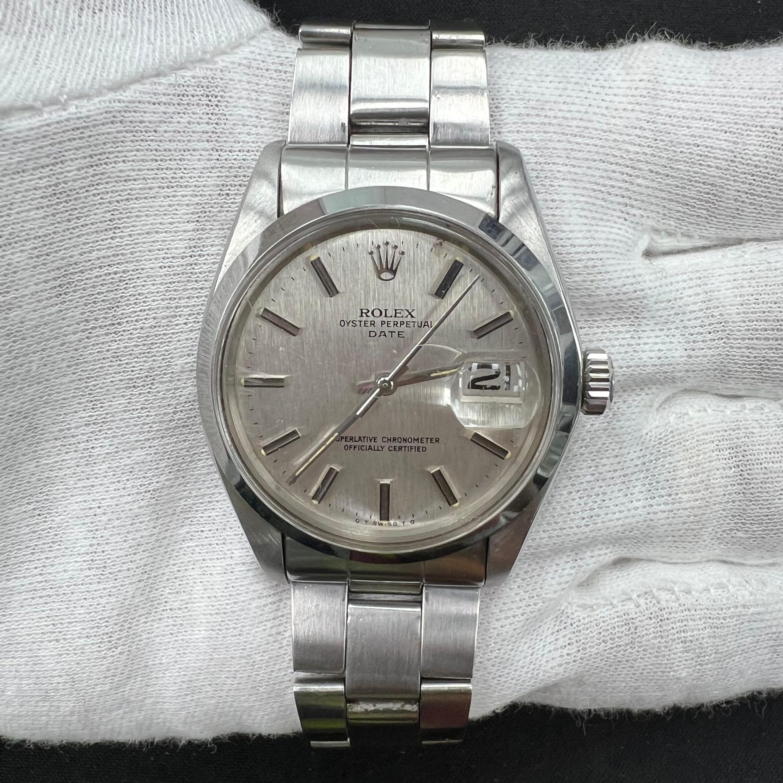 ROLEX OYSTER PERPETUAL DATE 1500