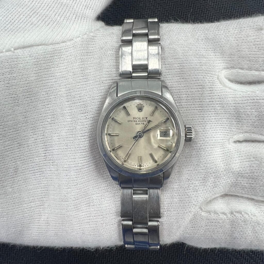 ROLEX OYSTER PERPETUAL DATE 6919SV