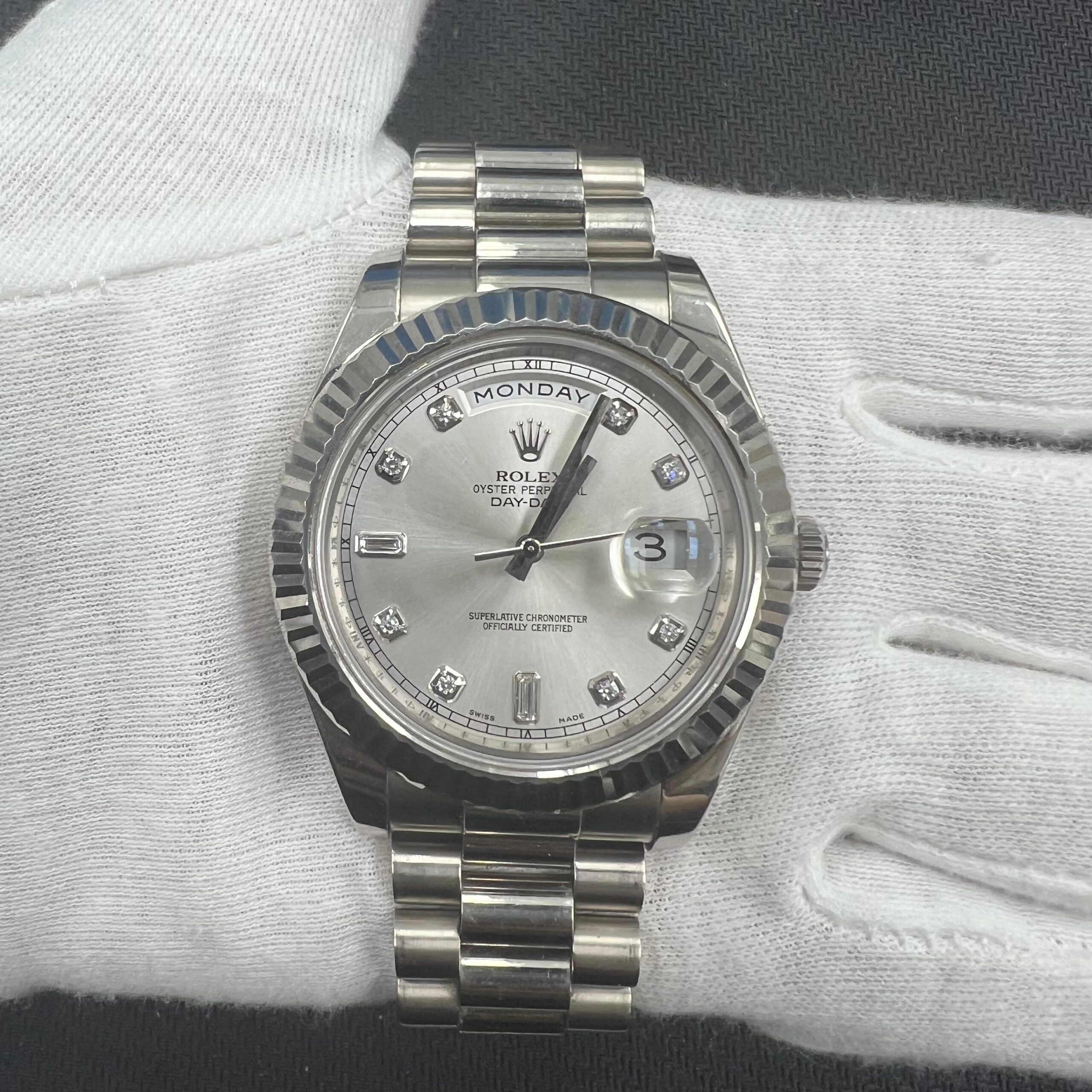 ROLEX DAY-DATE II 218239