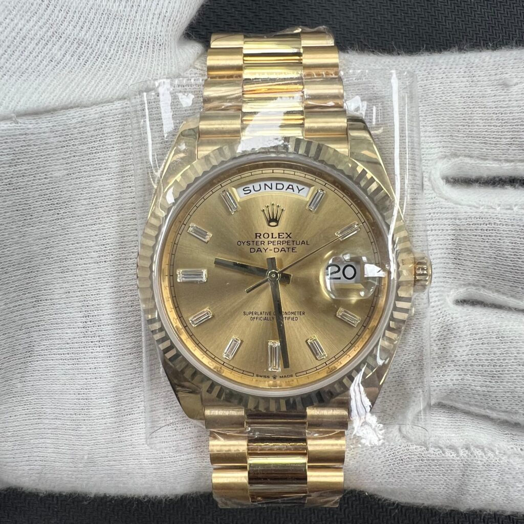 ROLEX DAY-DATE 228238