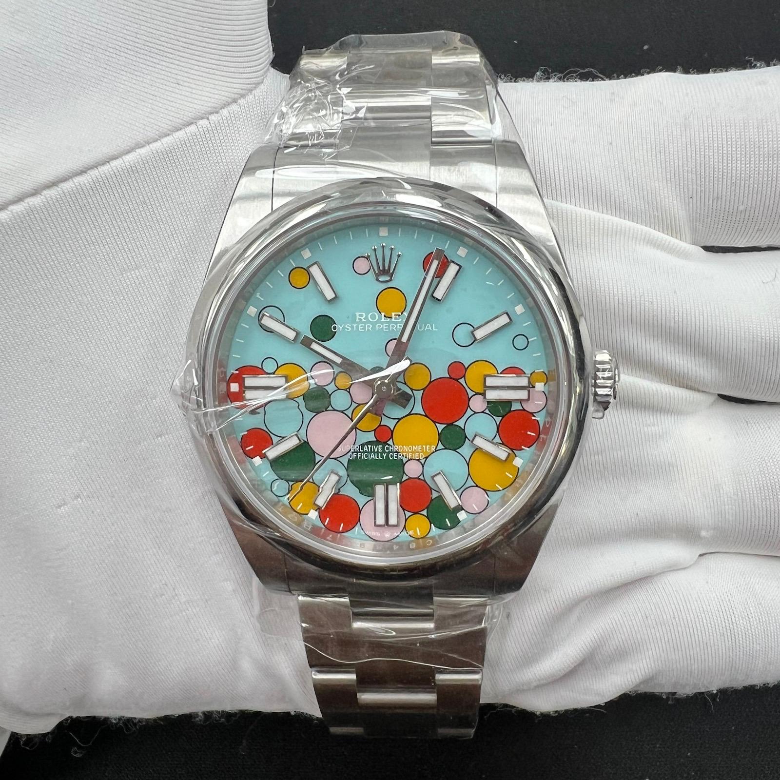 ROLEX OYSTER PERPETUAL 124300