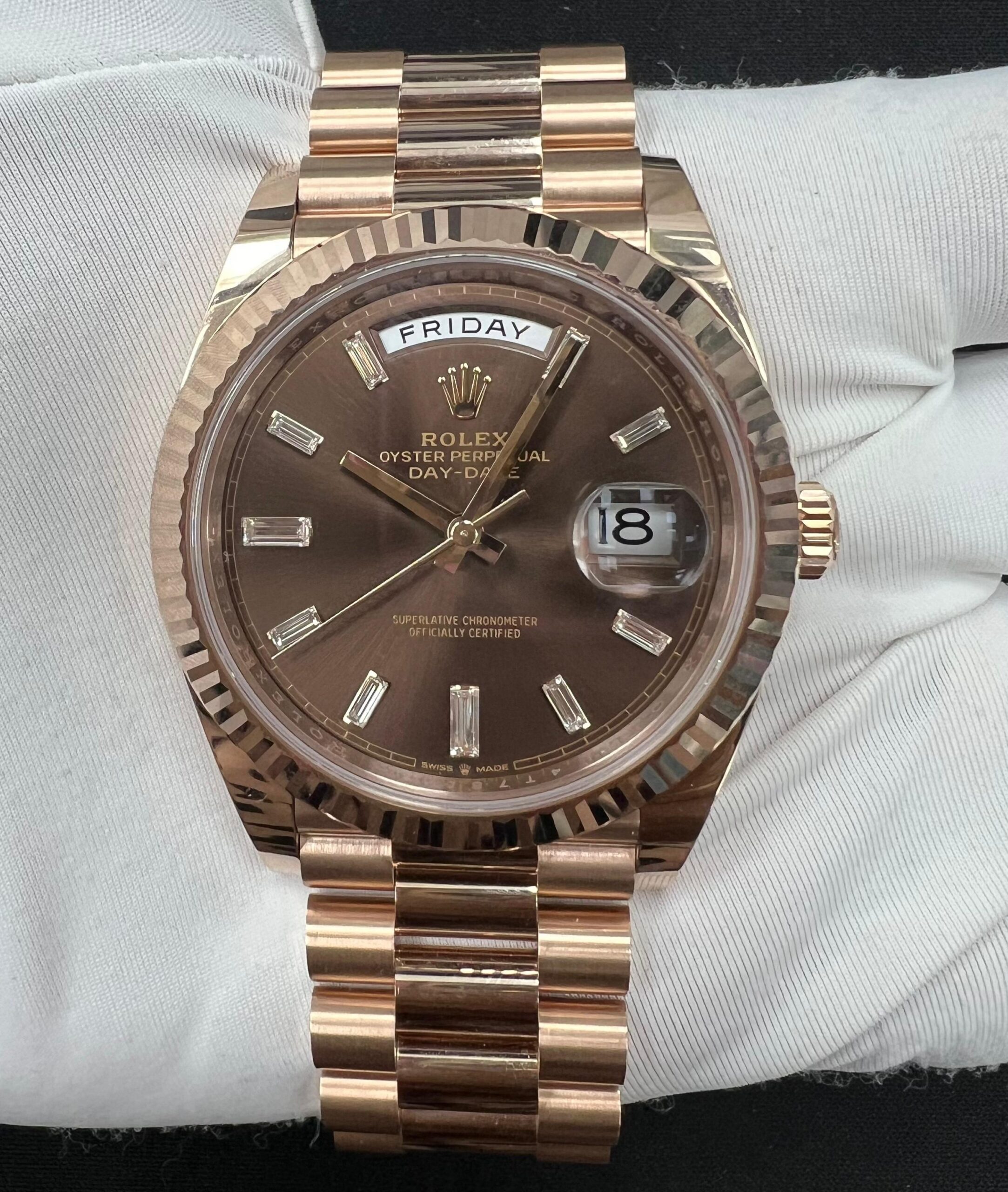 ROLEX DAY-DATE 228235