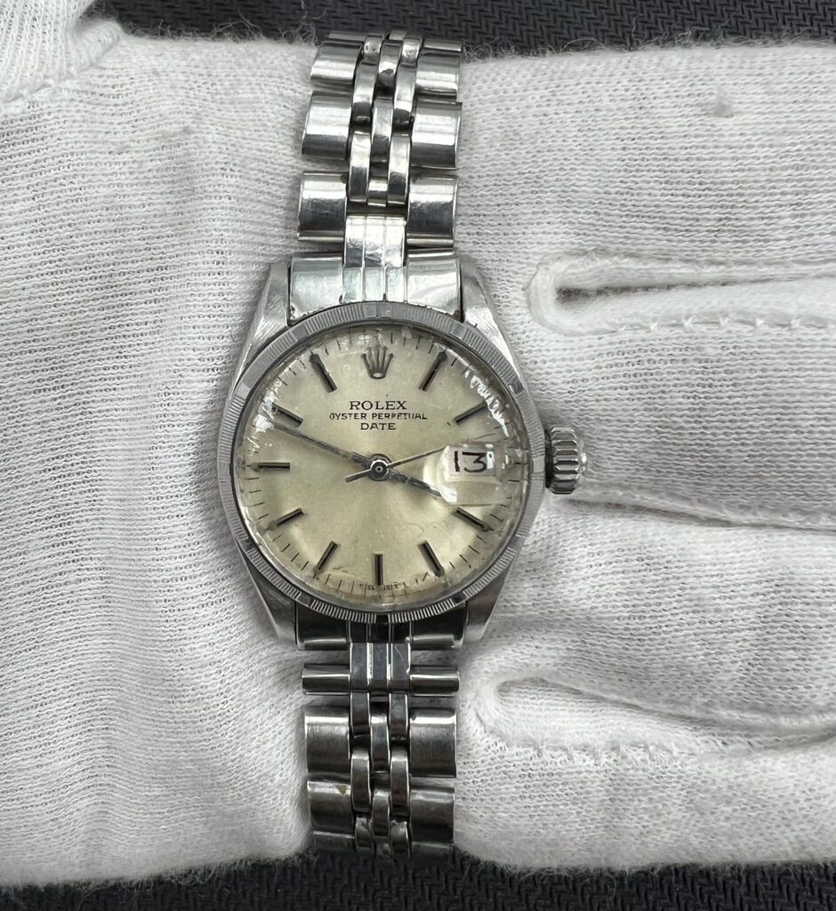 ROLEX OYSTER PERPETUAL DATE 6517